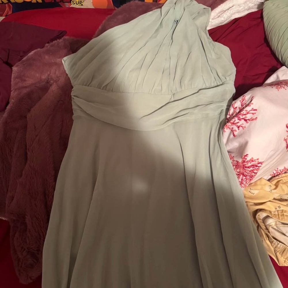 Elegant One-Shoulder Light Green Dress